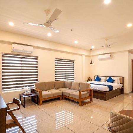 Kumbanad Heritage Hotel Vennikulam Eksteriør billede