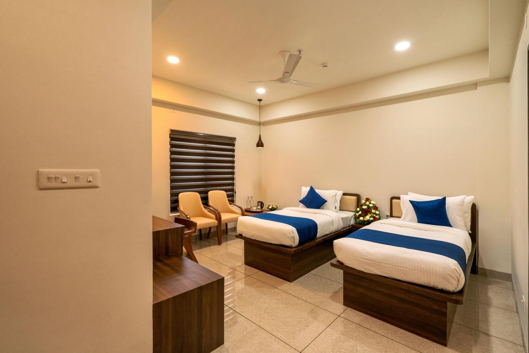 Kumbanad Heritage Hotel Vennikulam Eksteriør billede
