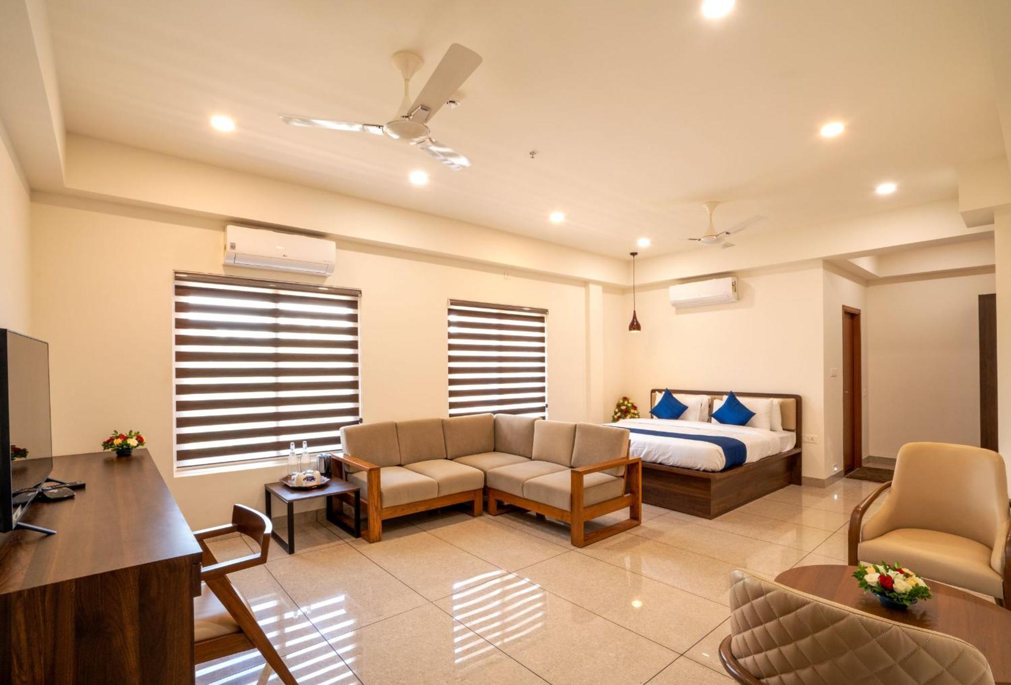 Kumbanad Heritage Hotel Vennikulam Eksteriør billede